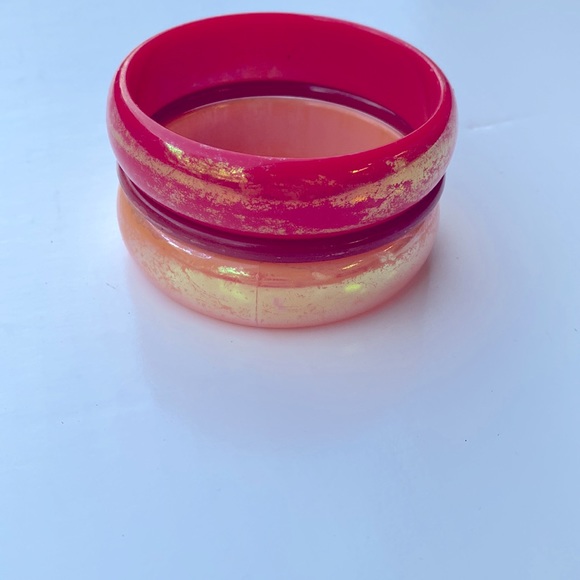 Bangle Bracelets- Plastic, Set of 3 - Picture 4 of 4